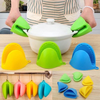 Single Pair of Silicone Hot Pot Catchers and Pot Holders with a Pinch Grip