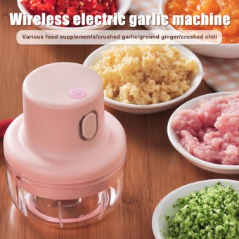 Multifunctional Fruit Vegetable Food Chopper.